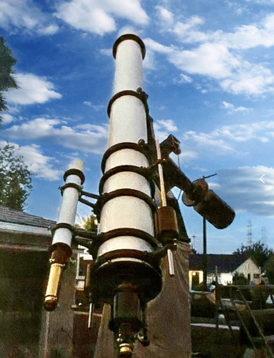 matrixrprt2017's tweet image. 10 inch f/16 refractor incorporating a vintage 1920s Carl Zeiss objective lens on a custom built mount. Circa post 9/11 early 2000s in California. #Refractor #UFO #AncientAliens #CarlZeiss #Zeiss #AusJena #CarlZeissJena #astronomy