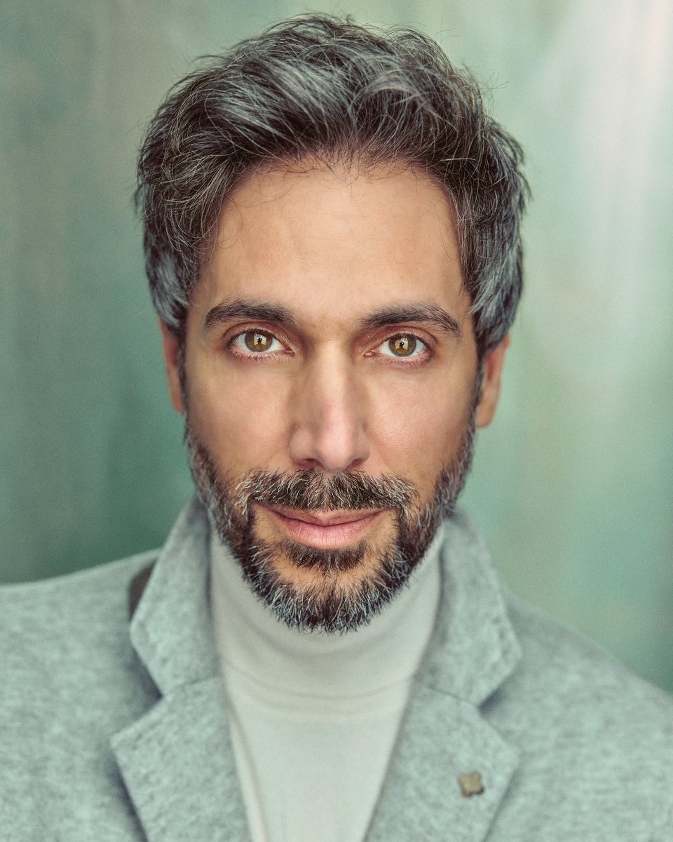 yurjb's tweet photo. @siriuslynjl Blessings your way! #actorslife #headshots https://t.co/zmkFwTrIEA