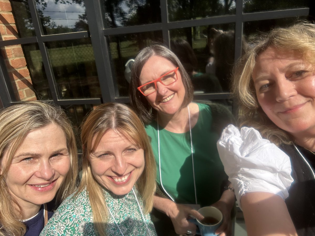 Deborah lee (@compassionatem) on Twitter photo Look who I bumped into at the compassionate leadership & organisational change immersion- lovely to be with my CFT buddies and Diana our honorary member 💚❤️💙<a href="/DrAngelaKennedy/">angela kennedy</a> <a href="/CompMindFound/">CMF</a> <a href="/AshleighMcLell4/">Ashleigh McLelland</a> <a href="/WestM61/">Michael West</a> <a href="/ProfPaulGilbert/">Paul Gilbert OBE</a> <a href="/nickdgrey/">Nick Grey</a> #compassionateleadership Look who I bumped into at the compassionate leadership & organisational change immersion- lovely to be with my CFT buddies and Diana our honorary member 💚❤️💙<a href="/DrAngelaKennedy/">angela kennedy</a> <a href="/CompMindFound/">CMF</a> <a href="/AshleighMcLell4/">Ashleigh McLelland</a> <a href="/WestM61/">Michael West</a> <a href="/ProfPaulGilbert/">Paul Gilbert OBE</a> <a href="/nickdgrey/">Nick Grey</a> #compassionateleadership