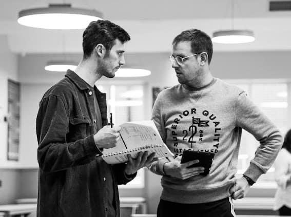 And I’m back off to the #isleofman for some more #kinkyboots rehearsals for <a href="/TaylorianProd/">Taylorian Productions</a> @VillaGaiety - some serious kinky talks here….