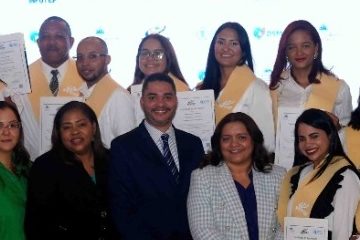 ElDia_do's tweet photo. Certifican profesionales en nutrición y alimentación
https://t.co/XwXhTZXSd0 #alimentación #MISPAS #nutrición #Profesionales https://t.co/p5esbFcHSd