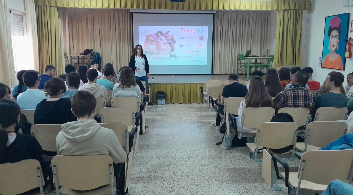 🗣 Este viernes nuestra investigadora Araceli G. Castillo (<a href="/AraGCastillo/">AGCastillo🇪🇸🇪🇺</a>) ha ofrecido una charla al alumnado del IES Vega del Mar (San Pedro Alcántara) titulada "Epigenetica, mucho más que genes" dentro del ciclo de actividades del proyecto "Como tú" (<a href="/CyT_UMA/">COMO TÚ</a>)