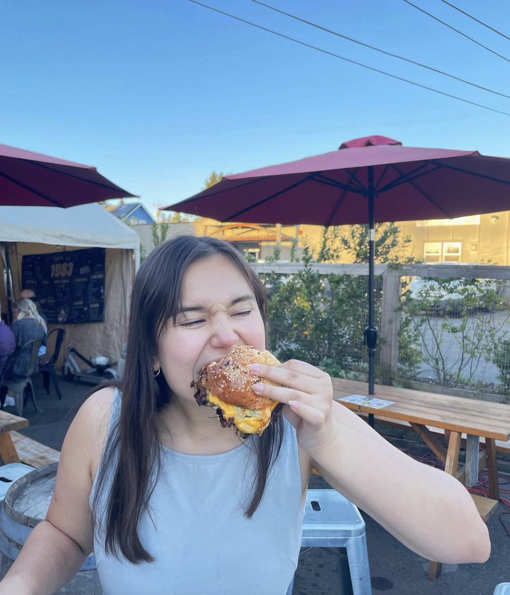 Showboat Seattle tweet media