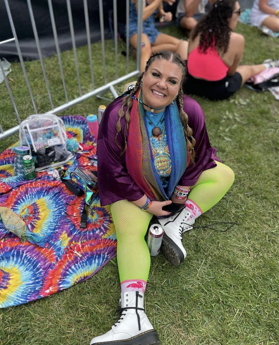 abigail_rebekah's tweet image. QT this with your favorite picture of yourself at a show/fest✨