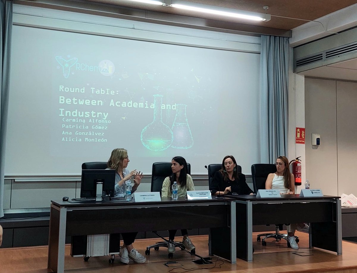 🥽🥼 Best closure for the YRChem2023 wokshop. Thanks to our wonderful speakers that had talk deeply about their experience in academia and industry from their honest point of view! 

#YRChem #PhD #chemistry