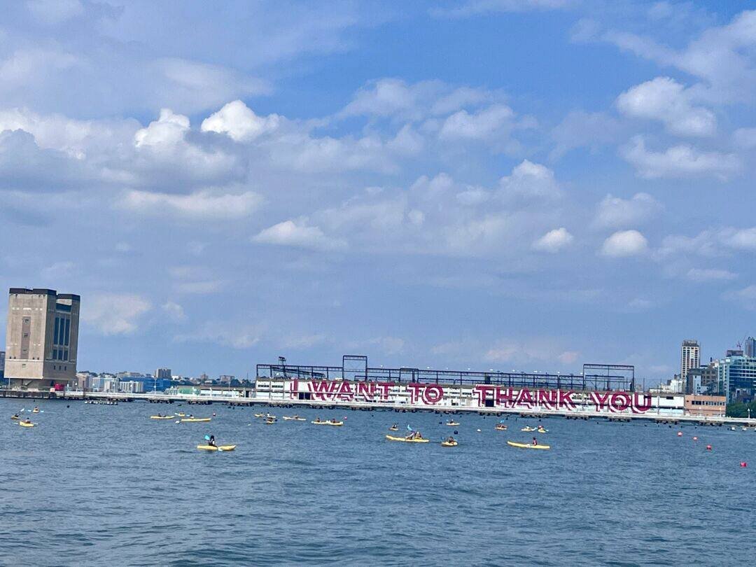 MeshooNon's tweet image. Today, I went on a boat with my friend.🌤🚣‍♀️