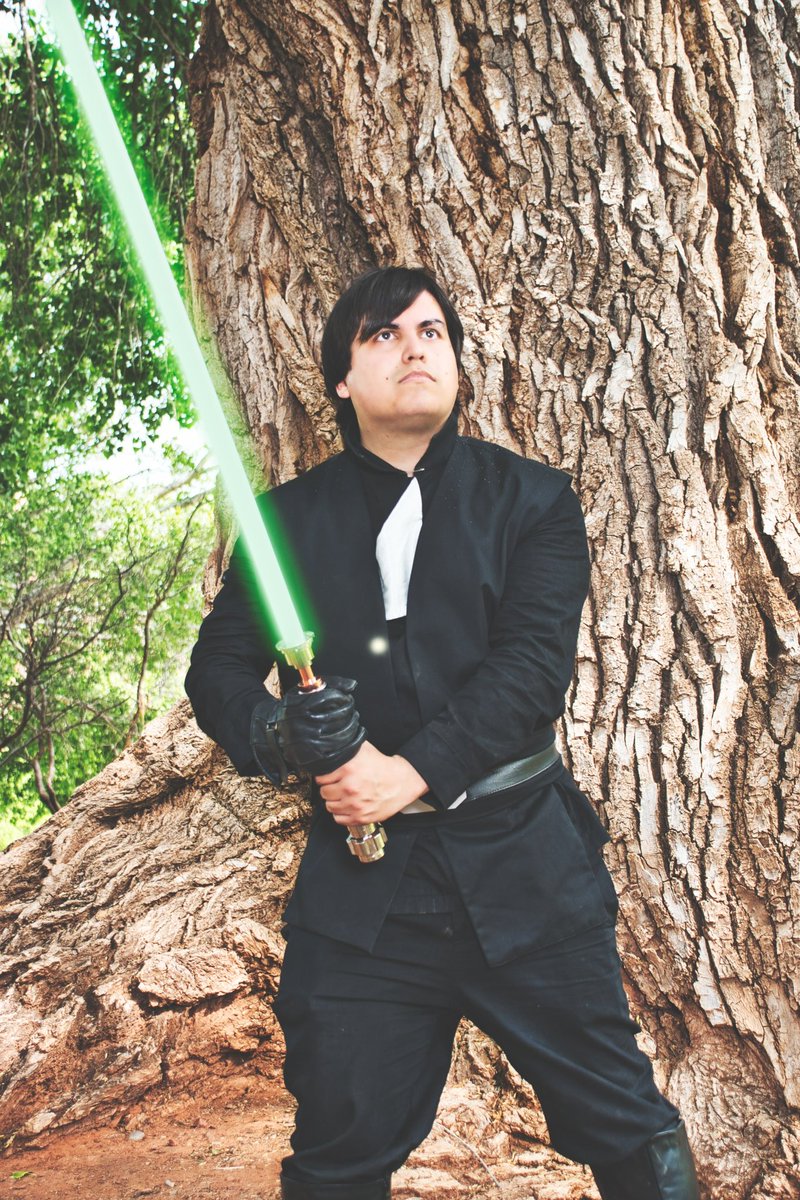 “Nothing is going to be easy. Which is fine, as nothing worthwhile is easy.”

#ForceFriday #LukeSkywalker #StarWars #Jedi #LukeSkywalkerCosplay