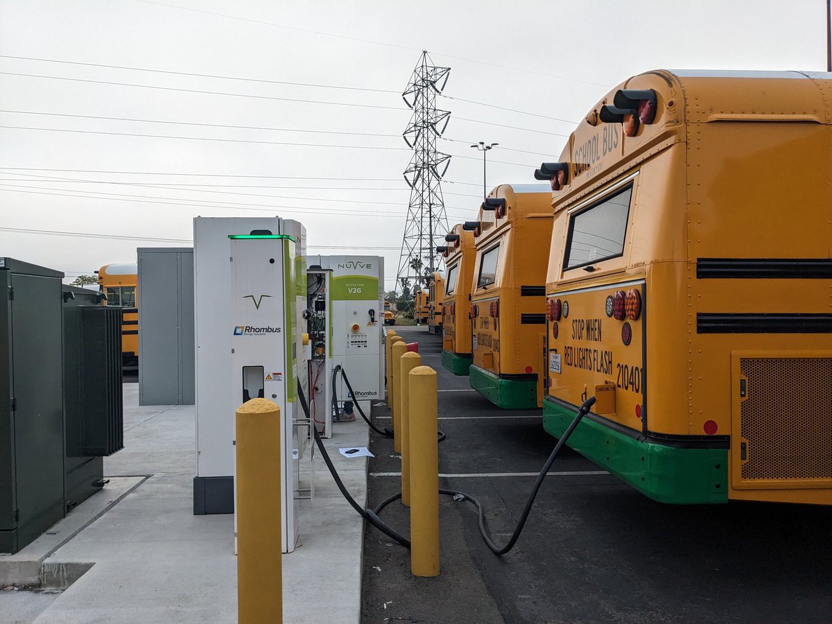 Grateful for the chance to visit some incredibly cool #Transportation #electrification projects around #SanDiego yesterday.

First, I was able to tour @sdschools bus depot, where they've deployed over a dozen #ElectricSchoolBuses from @navistar & @Bluebirdgroup.