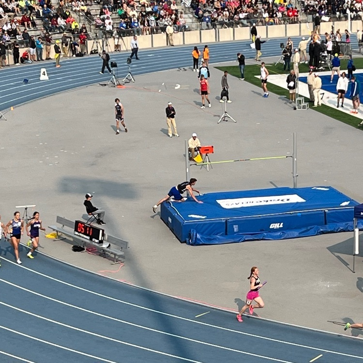 AGWSRCSD's tweet photo. Distance Medley Trevyn Smith, Elise Olson, Karis Lippert, Tori Metzgar 20th https://t.co/v9vt6LGKcP