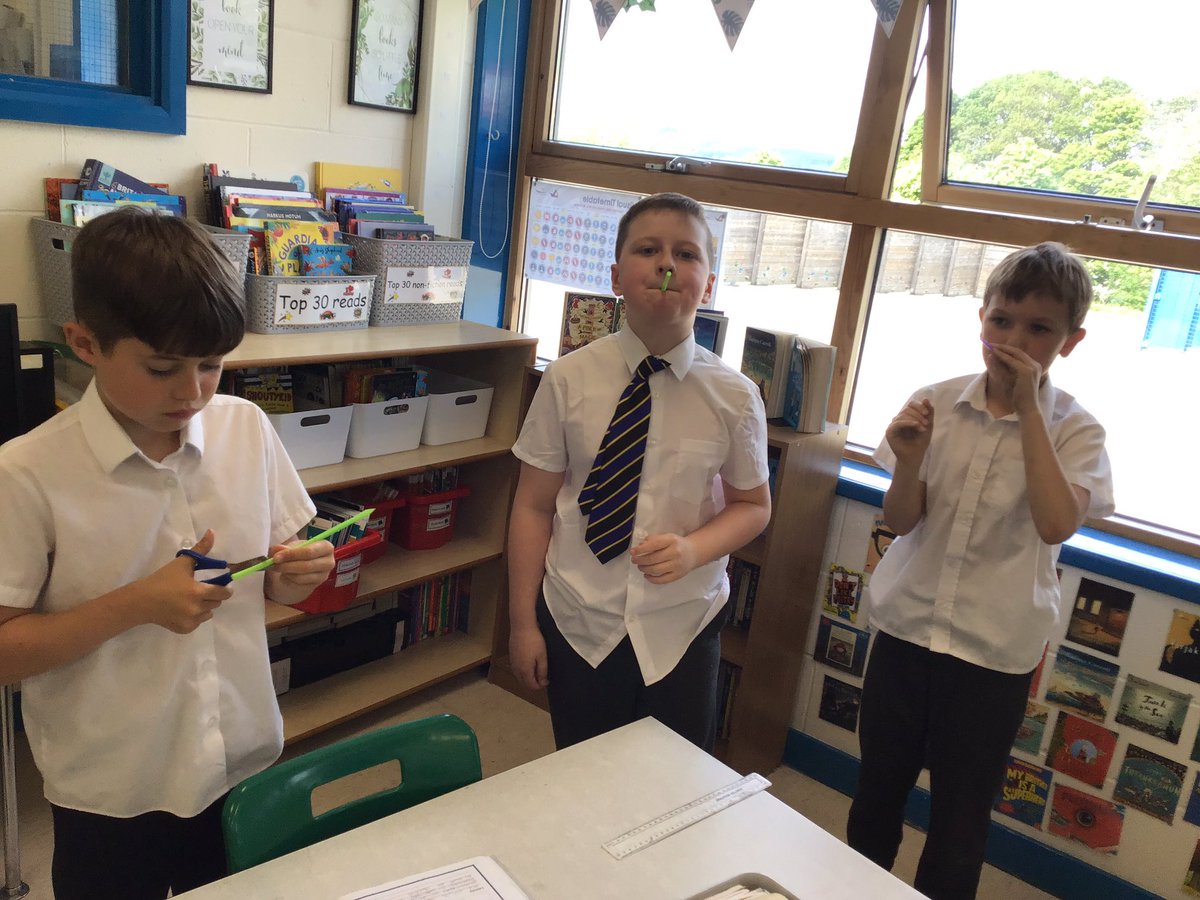 DeltaGreengates's tweet photo. #Year4GG have had a great afternoon exploring how an object’s length can change its pitch. #TeamGGScience #DeltaAcademiesTrust #youngscientists https://t.co/jhTyuA3h1B