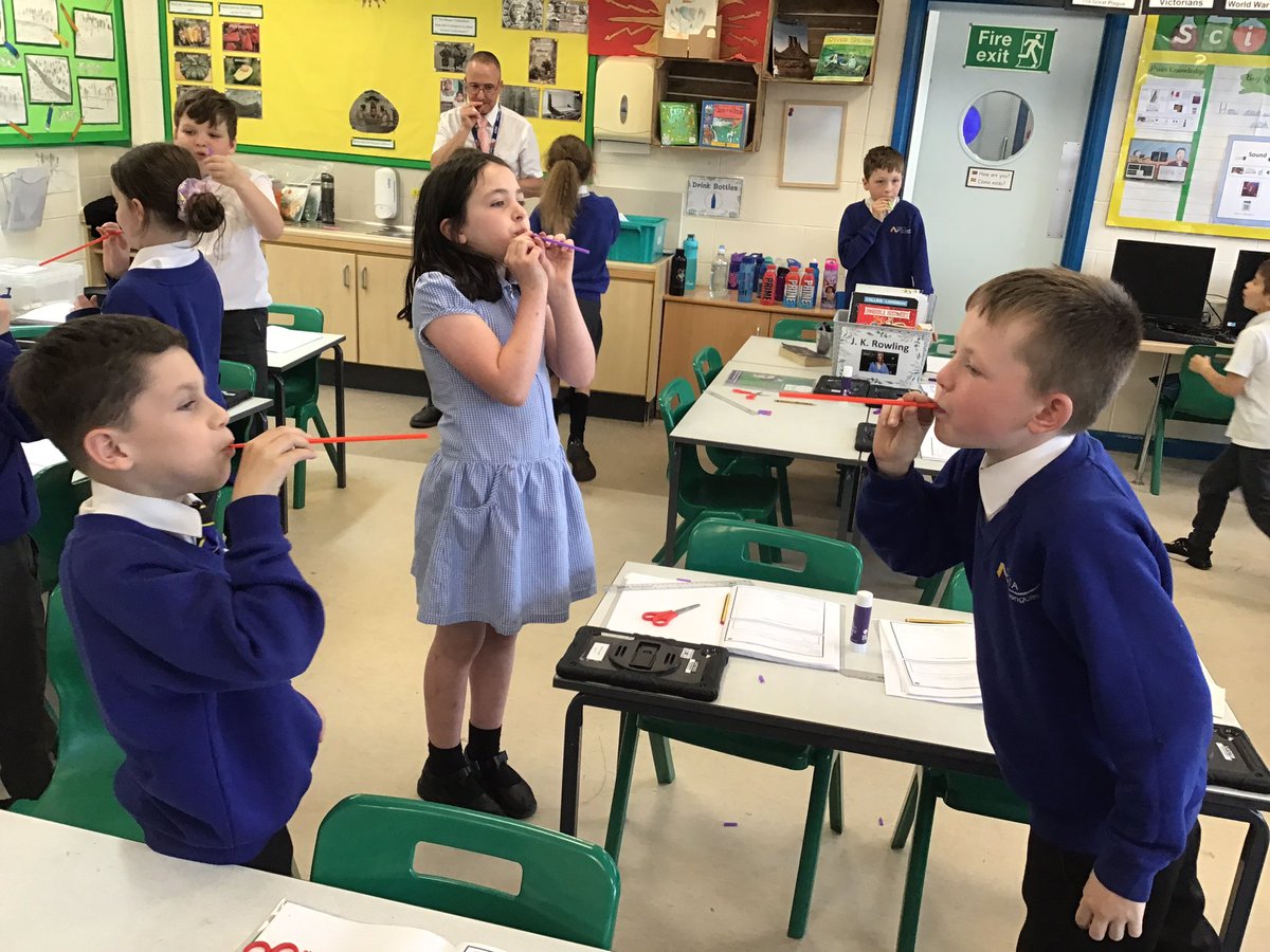DeltaGreengates's tweet photo. #Year4GG have had a great afternoon exploring how an object’s length can change its pitch. #TeamGGScience #DeltaAcademiesTrust #youngscientists https://t.co/jhTyuA3h1B