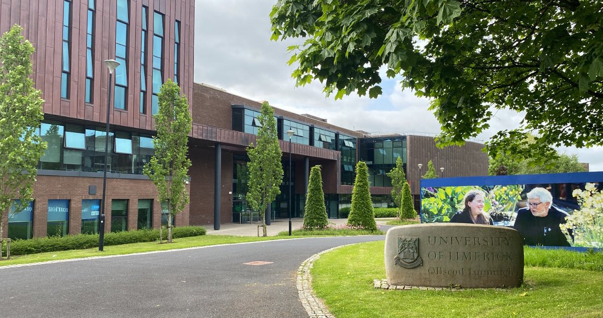 TomasJHeneghan's tweet photo. Nice to finally be back at the auld stomping ground for a couple hours ππ #UL #HomeOfTheWolves https://t.co/n3yVQzNMgL