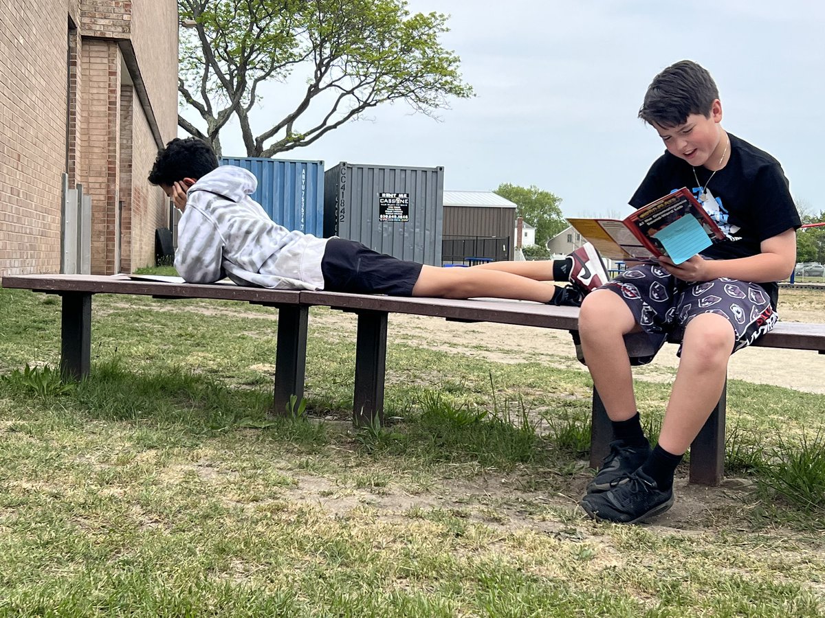 Ms. W (@swilliamsosd) on Twitter photo Scholars participating in Scholar Academy <a href="/School9E/">School 9E</a> love being outdoors while practicing their fluency through dialogue using plays. <a href="/weld0505/">Jessica Weld Keegan</a> <a href="/MrsFWasserman/">Francesca Wasserman</a> <a href="/DianeProvvido/">Diane Provvido</a> #BookLove Scholars participating in Scholar Academy <a href="/School9E/">School 9E</a> love being outdoors while practicing their fluency through dialogue using plays. <a href="/weld0505/">Jessica Weld Keegan</a> <a href="/MrsFWasserman/">Francesca Wasserman</a> <a href="/DianeProvvido/">Diane Provvido</a> #BookLove