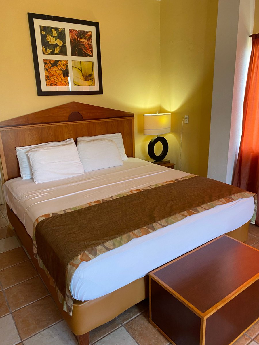 cahal_pech's tweet image. Friday is your ticket to paradise at Cahal Pech Village Resort! Escape the ordinary and dive into a world of relaxation and adventure. Your weekend getaway starts here! 🌴🌞 #FridayEscape #CahalPechGetaway #WeekendParadise