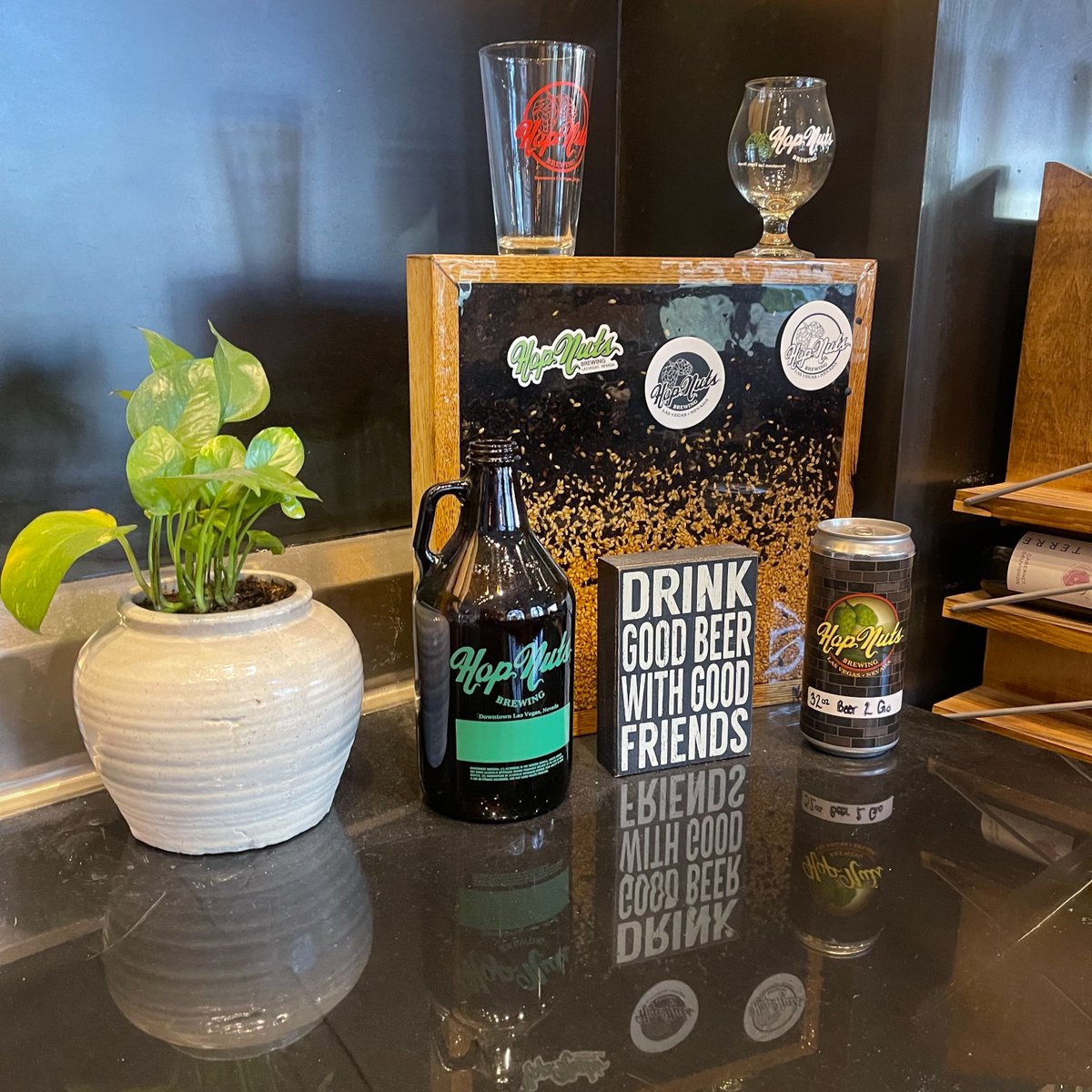 Drink good beer with good friends! ALWAYS! ♥️

#HopNutsBrewing #LasVegasLocal