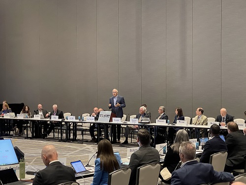 aashtospeaks's tweet photo. Washington State Governor Jay Inslee (D) visited the 2023 #AASHTO Spring Meeting & talked to the gathered #stateDOT executives about the need to de-carbonize the nation’s #transportation system in order to reduce the negative impacts of climate change.
#AASHTOsm https://t.co/aAjHdDucf4