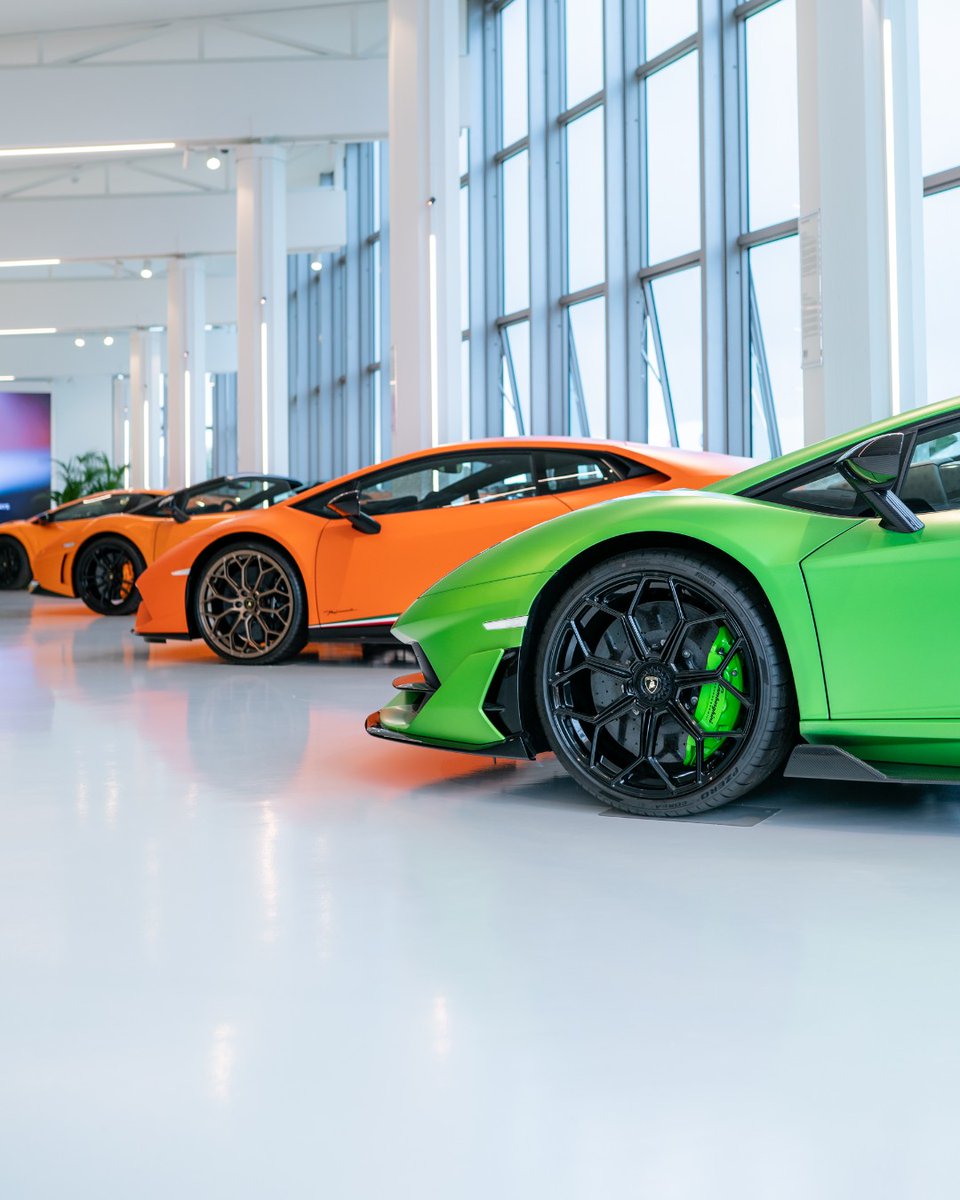 LamborghiniChel's tweet photo. It's always a pleasure to visit the Automobili Lamborghini Museum in Sant'Agata. The collection is a sight to behold.
#Lamborghini #drivinghumansbeyond #futureisourlegacy #supercars #lamborghinimuseum https://t.co/fkFbZeQFAm