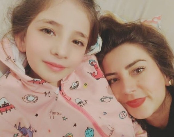 Gel de yardım et bana ne olursun annem. Sen gelirsen tüm acılarım son bulacak. Bu acıya dayanmak, sensizligi kabul etmek imkansız. Deliricem artık ne olursun gel #isiasortakdavamız #hayalgençalioğlu