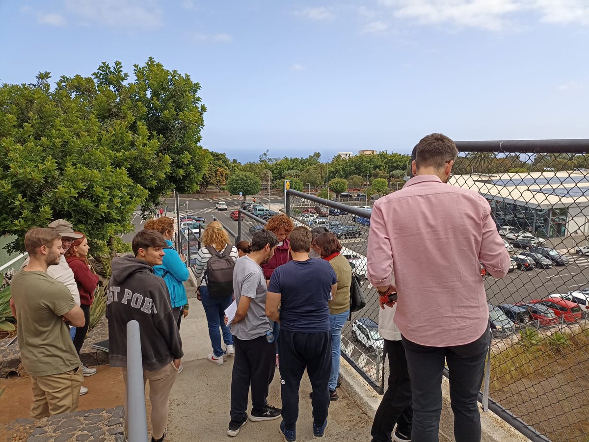 Des_Sostenible's tweet photo. La Oficina de la Participación y el Voluntariado Ambientales de Tenerife #OPVA ha estado hoy de muestreo con los miembros del #PFAESantaÚrsula en el marco de la maratón de localización de especies exóticas invasoras #BIOBLITZ que promueve @RedEXOSGobcan este fin de semana https://t.co/ASQwC5dlP6