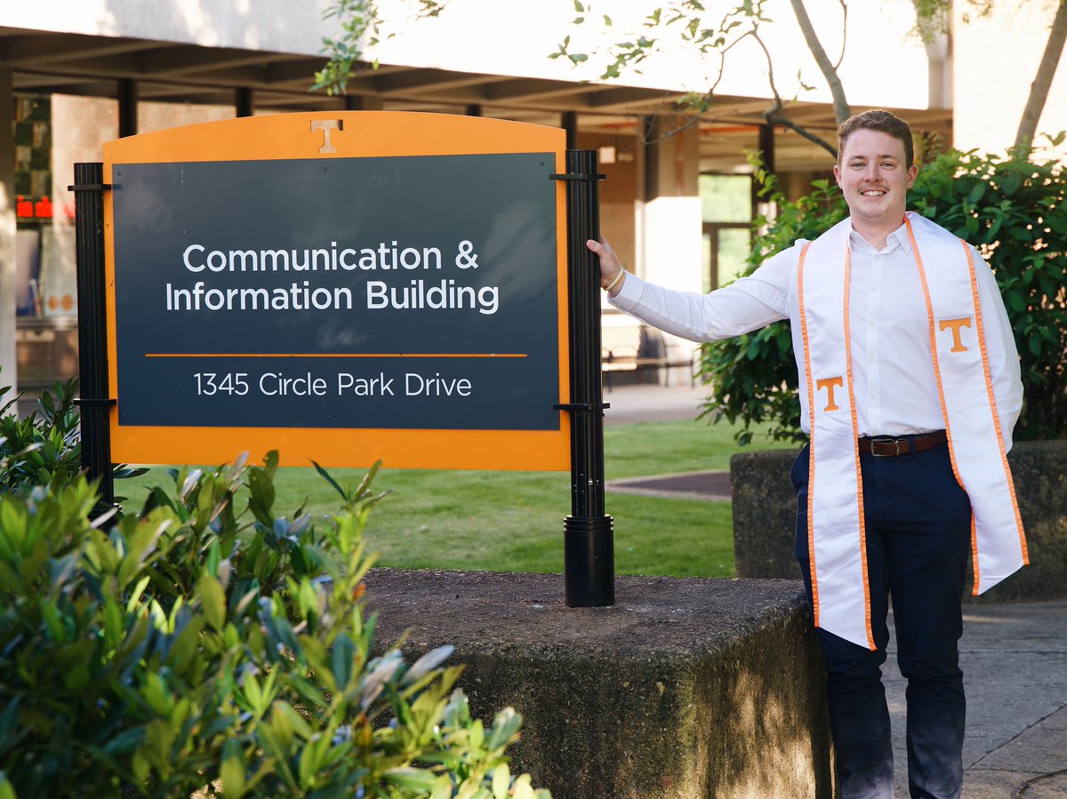 SheleneWalker's tweet photo. So Proud of you Garrett!! Congratulations!! We love you!!!!🎓🍊🤍🧡  
#UTGrad2023 https://t.co/rzuvO2vh7F