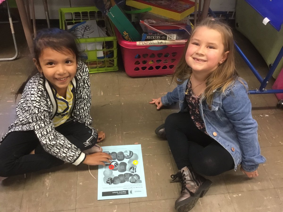 FeehanORH21's tweet image. “Rolling” through the digestive system!🥐🍓🧀 @ORHEagles21 #WeHelpChildren #makingitfun