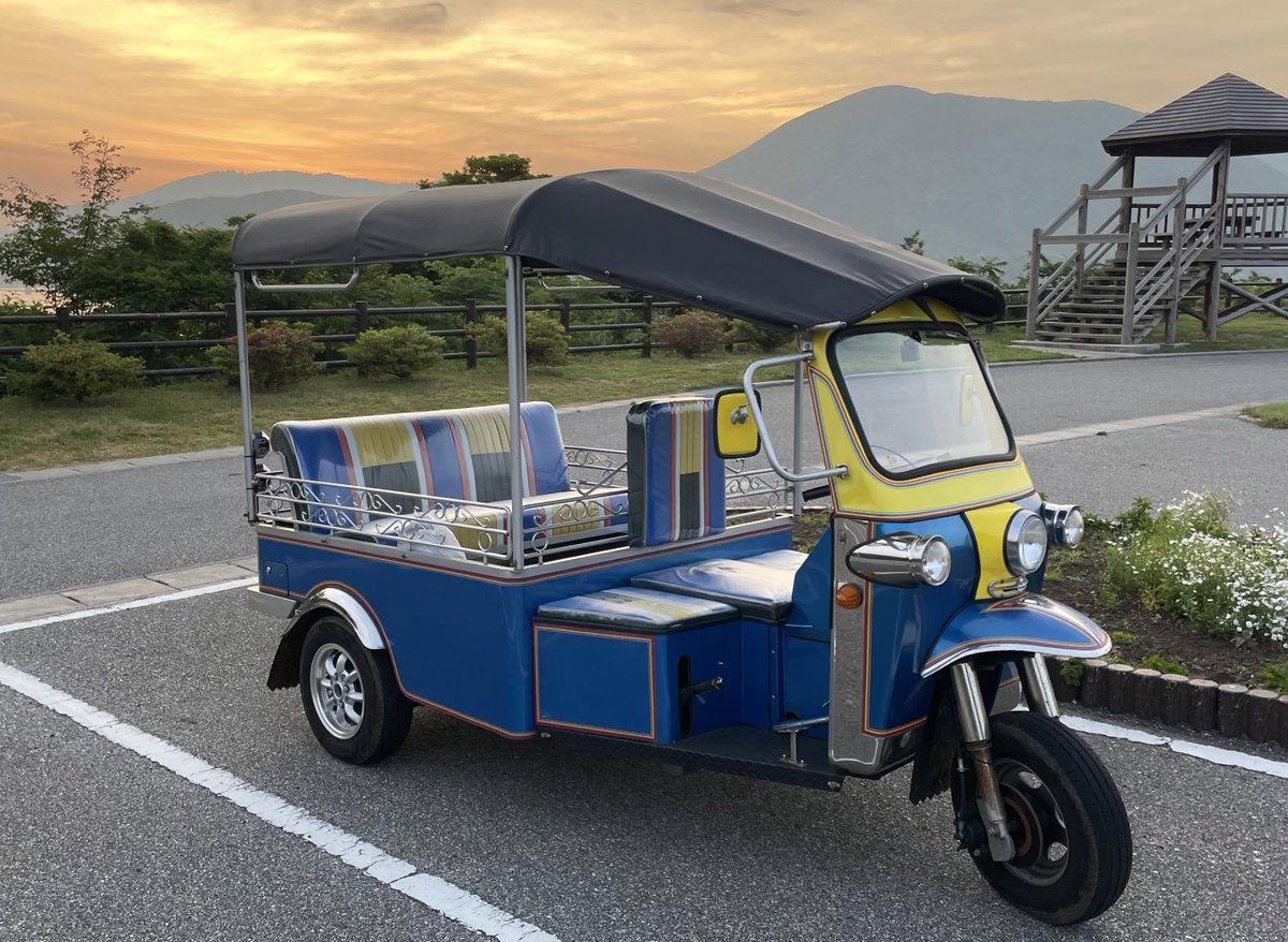 西ノ島に行ってきたよん😚

馬や牛が放牧されてるの🐴🐃
小さい島だからトゥクトゥクをレンタルして二日で周れた🤩
1日目は旅館、2日目はテント⛺️

トゥクトゥク運転して筋肉痛ですw https://t.co/0HpYlOzBX9 https://t.co/Vy7G5JNmAd