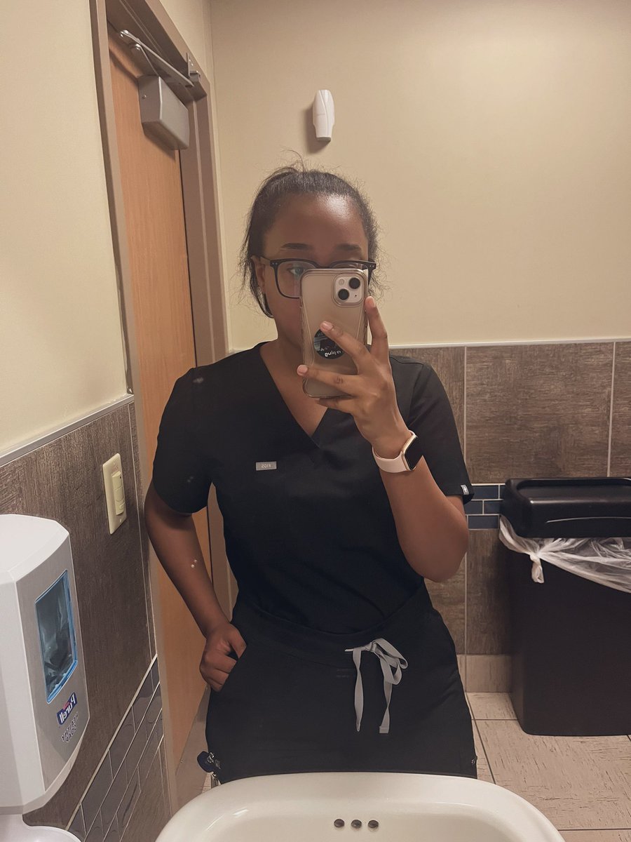 How come I took cute selfies when I was a teenager but now as an adult I look so stiff 😂 but anyways scrub life. #rehabtech