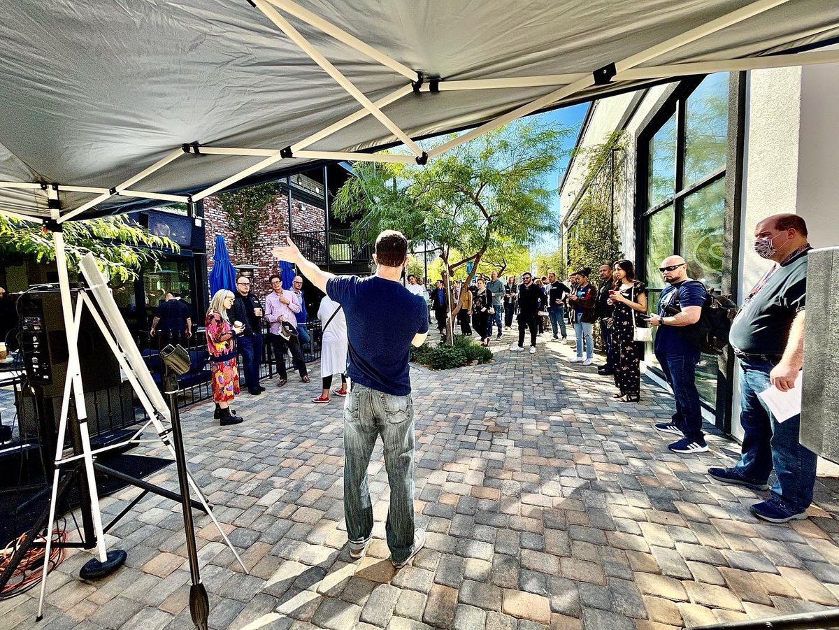 CityOfLasVegas's tweet image. Happy 2nd anniversary to @TechAlleyEvents 🥳
Tech Alley brings the tech and startup communities together to share knowledge, network, and engage the Vegas entrepreneur ecosystem.
Held in the heart of the Arts District, the event will host fifteen meetups covering AI, Personal…