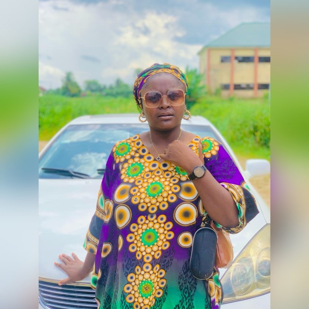 callme_gladys's tweet photo. A lady knows how to cover her body and yet still look beautiful,as in 1 Timothy 2:9...
#modesty with decency
#jummatfriday
#monthof Victory
#prolific2023ficYear https://t.co/zA1jr9myOU