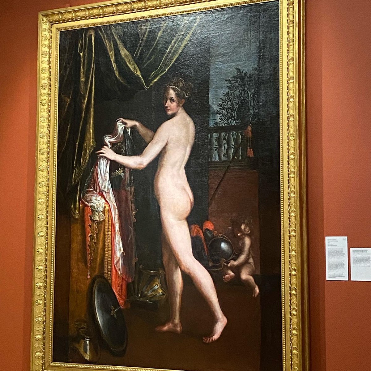 Beautiful exhibit at the @NGIreland 💋 #LaviniaFontana #SelfPortrait #Minerva #Athena #MaryMagdalene #Cupid 💘 #Ireland #Dublin #Renaissance #Italy #Mannerist #ItalianPainter 🖼️ #She #Her 🚺