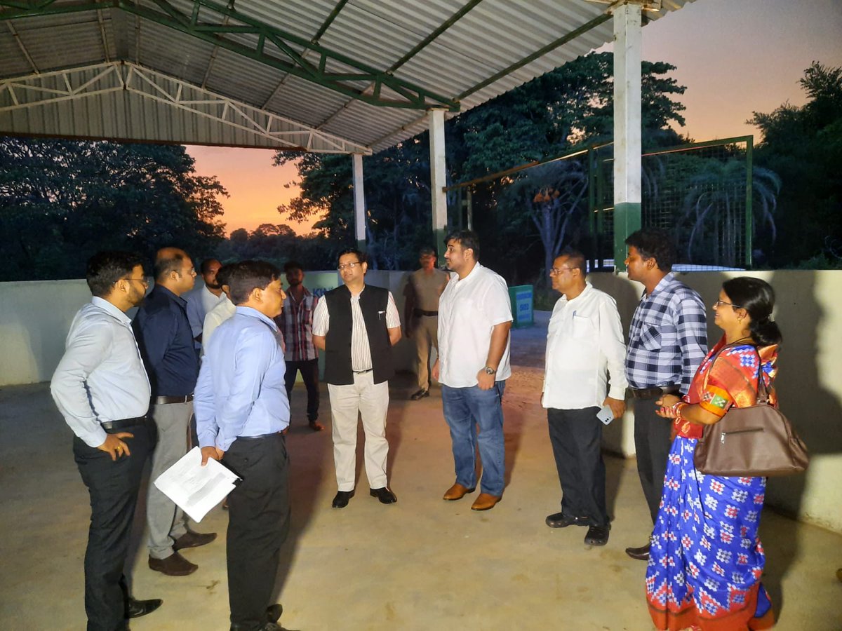 EastKhasi's tweet photo. swachhbharat: Sh. @srijitendraias, JS&amp;MD #SBMG @MoJSDDWS, visited Material Recovery Facility and interacted with the locals at Hasanpur Village, GP Sujanpur

#ODFPlus

@gssjodhpur  @prahladspatel @mahajan_vini @sbmodisha @PRDeptOdisha  @PIBBhubaneswar 
@… https://t.co/LRktvfVj11