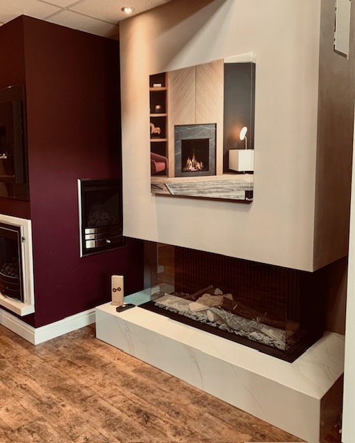heartlandsmarb's tweet image. The Calacatta Gold Quartz base we manufactured for our customer in York has been installed and looks great! 🤩 @StonehouseFires
#compac #quartz #featurewall #floatinghearth