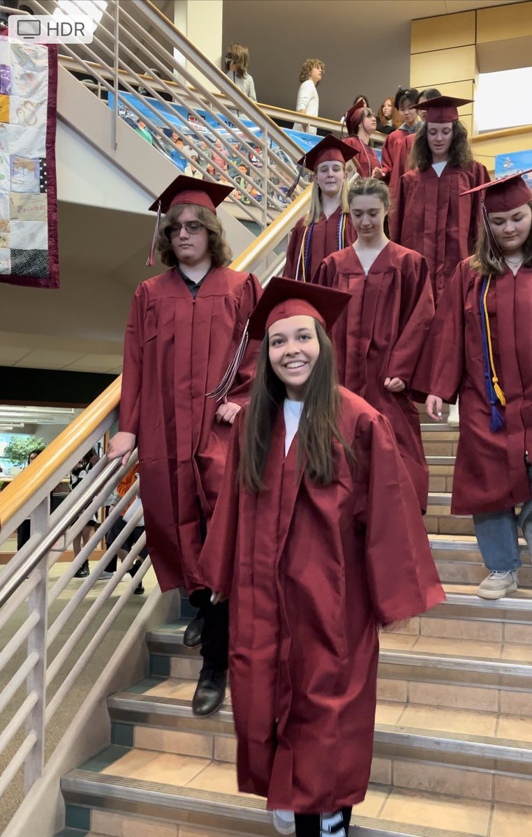 AltonaAP's tweet photo. My FAVORITE @SVVSD tradition-Senior Graduation Walks! So good 2 see current @SilverCreek_HS Ss &amp; alumni members of @AltonaMS #RattlerNation again. Bringing the #StVrainStorm post K-12! #AltonaWay @lacrosse_jeremy @ErickFinnestead @kareneducator @SVVSDsupt @SVVSDdeputy @cdodge99 https://t.co/y7eBZ88O3g