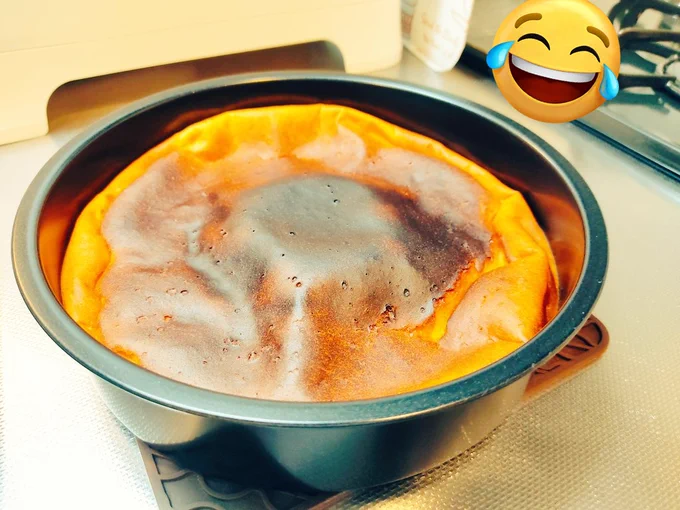 焦げちゃったけどまぁそれっぽくなったしいっか〜└⁠(⁠ ⁠^⁠ω⁠^⁠)⁠」