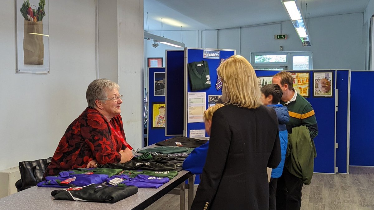 Thank you to all the Parents, Carers and Students that attended our first Welcome Evening yesterday.

It was a pleasure to see you all and we hope that everyone came away with greater insight into what life at Weydon will be like when our new students start Year 7.
#teamweydon