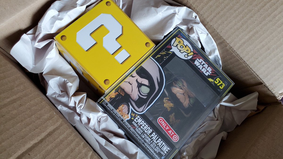 officialuxoou's tweet image. Happy Friday everyone! I had a great start to my Friday with a delivery from @CSSully ; from my back-to-back #BoxGame wins! Thank you Sully!! #NerdsUnite