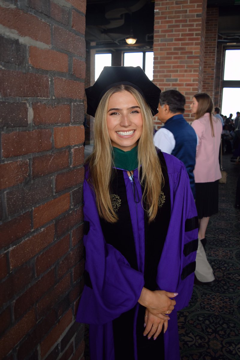 ElanaBenishay's tweet photo. Graduating from @NUFeinbergMed was a dream that would not have been possible without my supportive and loving friends and family and my truly incredible mentors at @NURadiology, @NorthwesternIR and NW Radiation Oncology. Thank you!!! #MDGrad #Classof2023 #radtwitter #MedTwitter https://t.co/JumyiI06Il