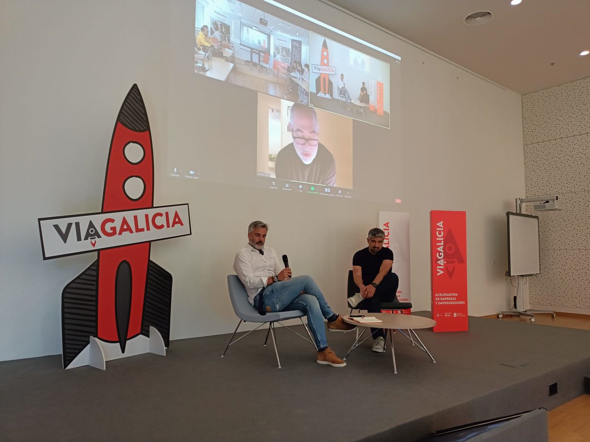 via_galicia's tweet image. La #AcademiaViaGalicia 🎓 vuelve con una nueva mesa redonda con @agustintouron y Gonzalo Martín sobre el modelo #B2B2C,  donde se habla de las métricas adecuadas y pruebas de concepto, y sobre todo, escoger a los partners e inversores adecuados para escalar en este modelo.
📸👇