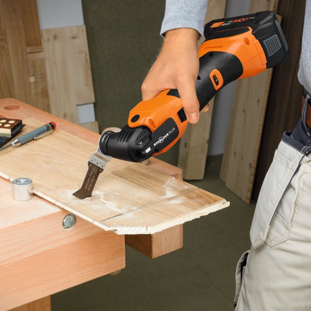 FEIN_UK's tweet image. Quality, precision, reliability - that&apos;s all anyone wants from a Multitool!  

the NEW Multimaster, is on the brand-new AMPShare system powered by Bosch🔋

Use your Bosch 18v ProCore batteries on the ultimate Multiool!

#multimaster #fein #ampshare #boschprofessional