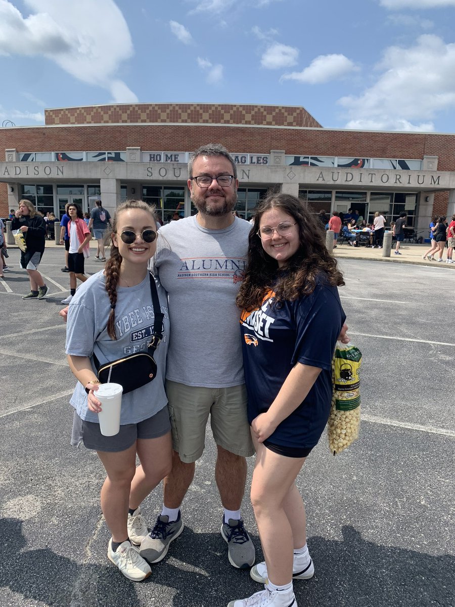 Kailynn wasn’t sure whether I’d  live during her freshman WOW Day, and &amp; was in the hospital her sophomore year. She was a junior our 1st together. 

We’re having what I hope will be the 1st of 10 (or so) more together. Even better, Karlee G got in on the fun on her first WOW Day