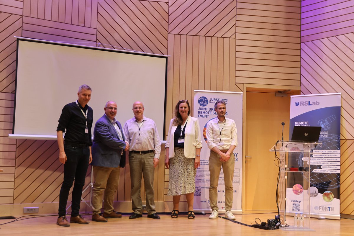 #JURSE23 could not be complete without the group photo! And with great pleasure, we announce that Tunisia has been selected to host #JURSE25! 
#EarthObservation #RemoteSensing