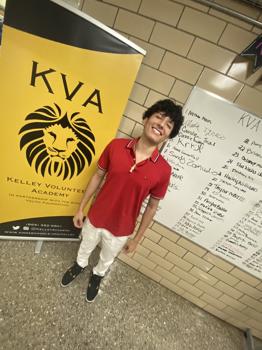 KelleyAcademy's tweet photo. Coming in at #162 and our final graduate for 2023 is AJ Caiza !! He came in with 2 minutes to spare before the deadline ran out! Super proud of him!! 💛🎓🖤 @hvacounselors #thatsmiletho https://t.co/Zv1NNC25ef