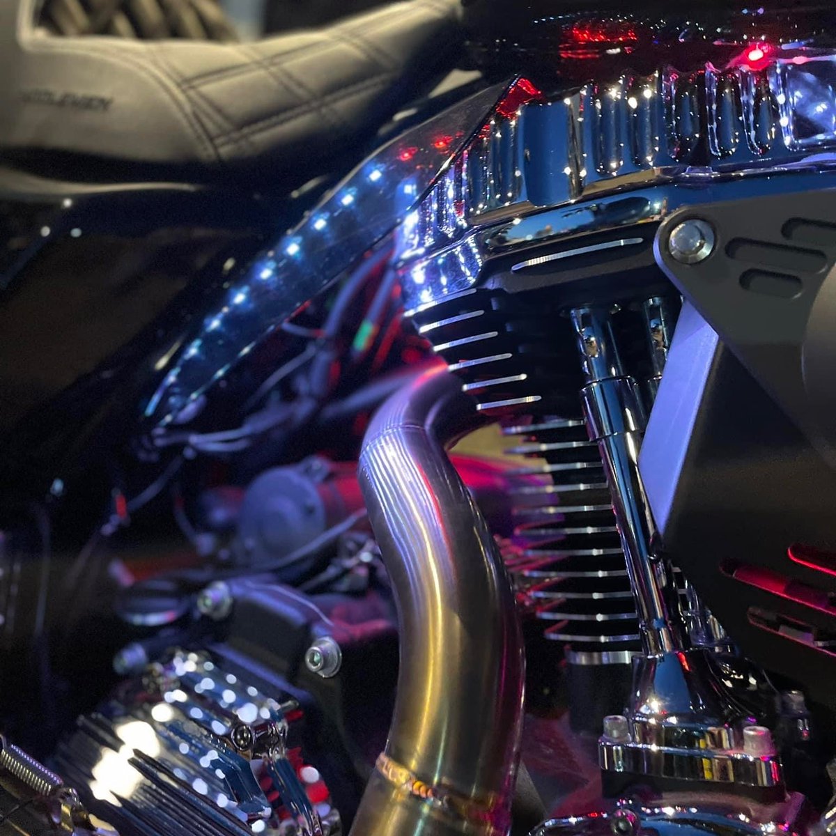 CustomDynamics's tweet photo. Take your ride to the next level with our line up of underglow & accent lighting. ProGLOW color changing LEDs are plug and play, with a ton of features and settings that can all be controlled through your Bluetooth device.
.
#customdynamics #proglow #getlit #motorcyclelights https://t.co/o7kjmQCgBS