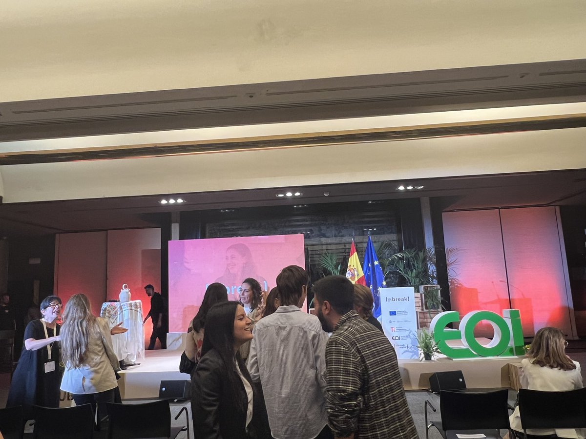 📢 Celebramos el evento de bienvenida del primer grupo de emprendedoras de #TheBreak, en su segunda edición.

🟢 Se trata de un Programa de atracción del talento femenino a nuestro país.

#PlandeRecuperación
#somosEOI