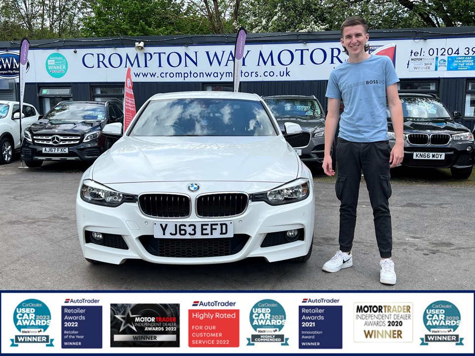 Will traveled to us today from Worksop to collect his shiny new BMW 320d M Sport from Jake!

Thank you for your business Will, we hope you enjoy your new motor and have a safe journey home!

#happymotoring #thankyou #newcarday
