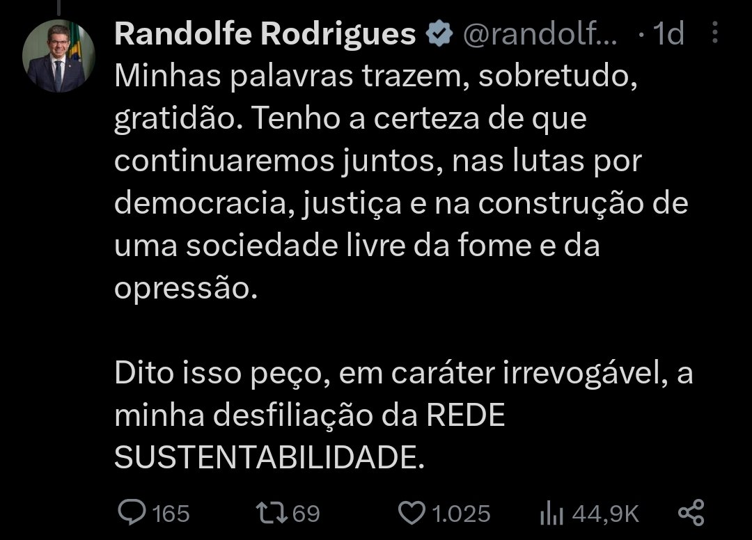 verdadesemmanip's tweet photo. #RandolfeNoPT ?
😁 Parece que as fileiras do Partido dos Trabalhadores ficarão ainda mais fortes.
Randolfe Rodrigues faz gado tremer! https://t.co/lKSfu1oeHQ