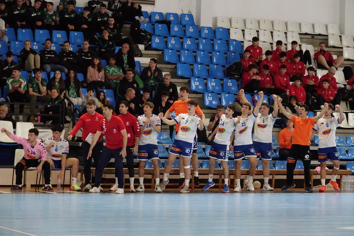 Som tossuts i ho intentarem fins al final. A LA GUERRA. #OrgullBMG ⚪️🔵