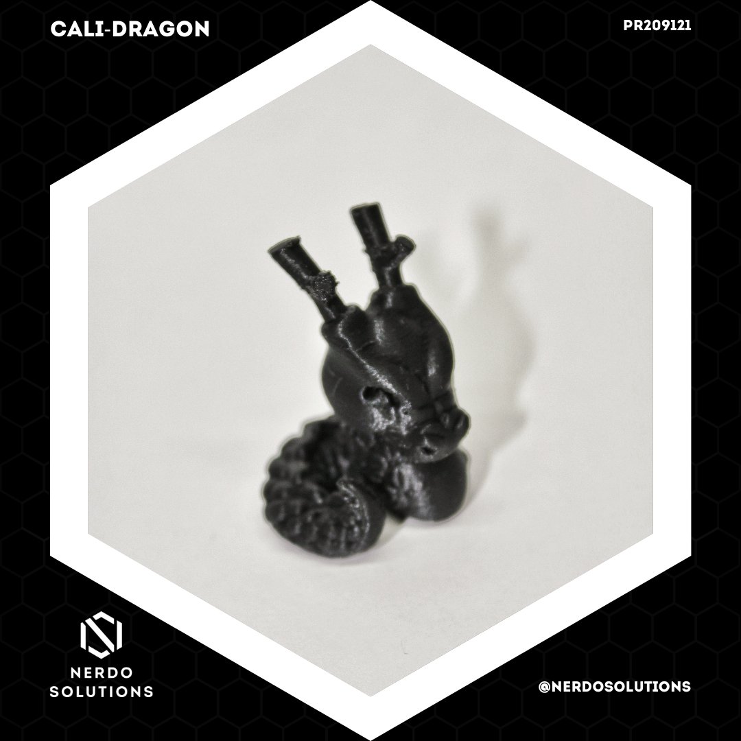 Zwischendurch darf es auch mal ein Figürchen sein.
Dieser kleine Drache sieht aber nicht nur hübsch aus (Schichthöhe 0.08mm), sondern dient auch zum kalibrieren und Grenzen ausreizen eines 3D-Druckers.
Win-Win!

#NerdoSolution #3DPrinting