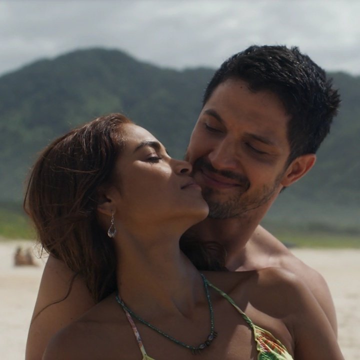 thisfavs's tweet photo. my ship + behind the scenes https://t.co/8an9qS196D