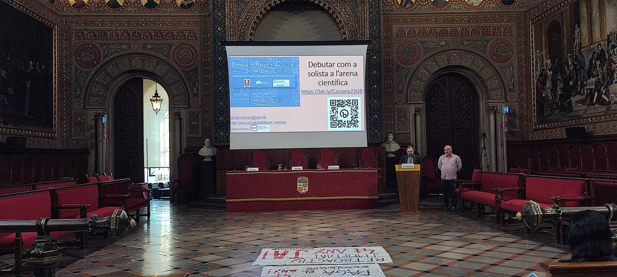 També ens va sorprendre🧐😯 (a alguns no tant 🤭) la Conferència de <a href="/dancassany/">Daniel Cassany</a>:
"Debutar com a solista a l'arena científica"

#PhDDay
#phdlife